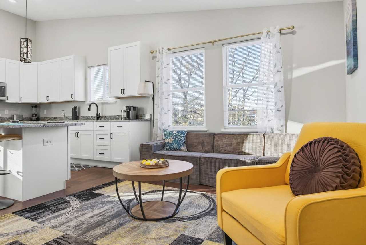 518 Prospect St #1357365P - Photo 4 of 50