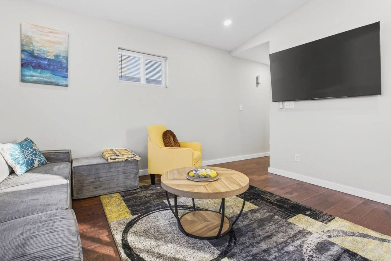 518 Prospect St #1357365P - Photo 6 of 50
