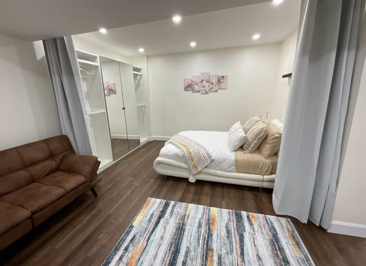 2700 Ch De Bedford #1543090P - Photo 6 of 13