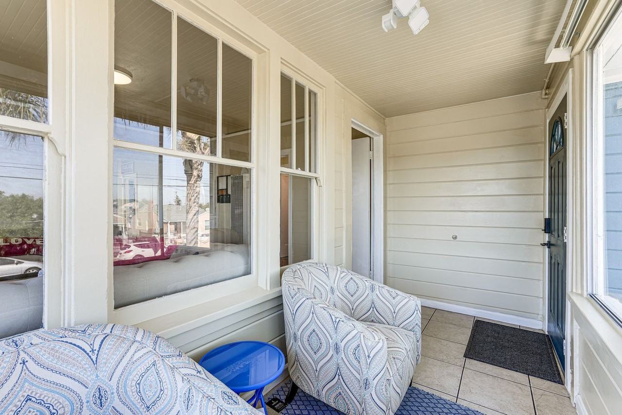 1218 84th Ave #1546321P - Photo 5 of 24