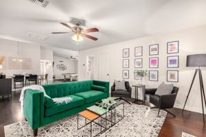 featured image of 1859 E La Vieve Ln