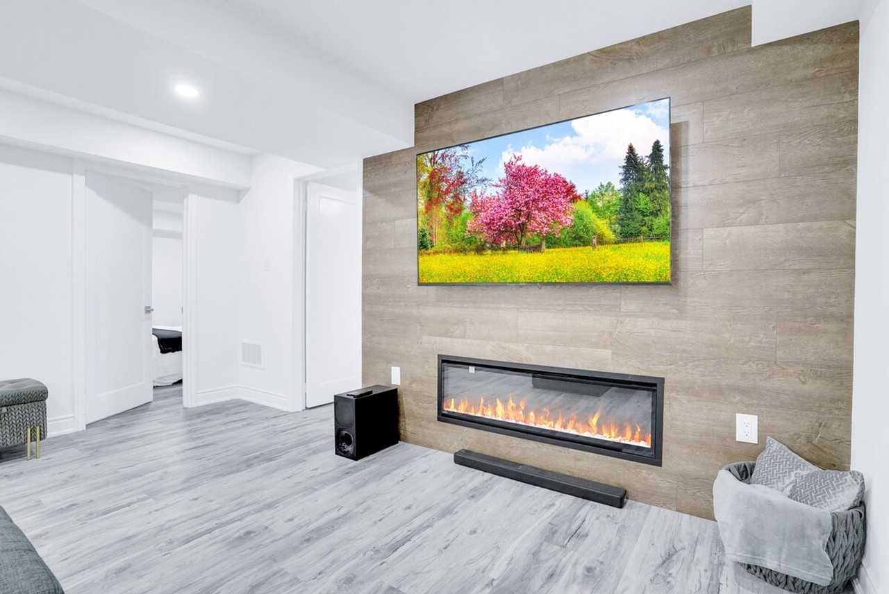 18 Dotchson Ave #1504518P - Photo 3 of 50