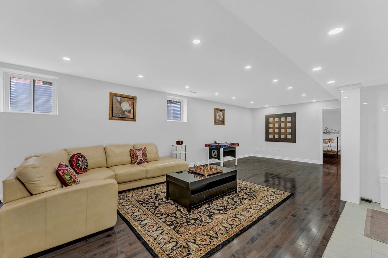 13 Donwoods Crt #1504473P - Photo 5 of 50