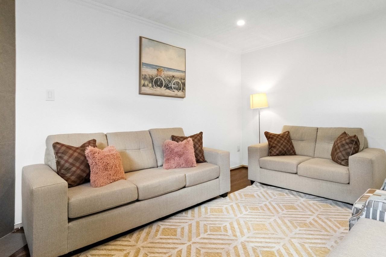 228 Allan Dr #1504456P - Photo 4 of 41