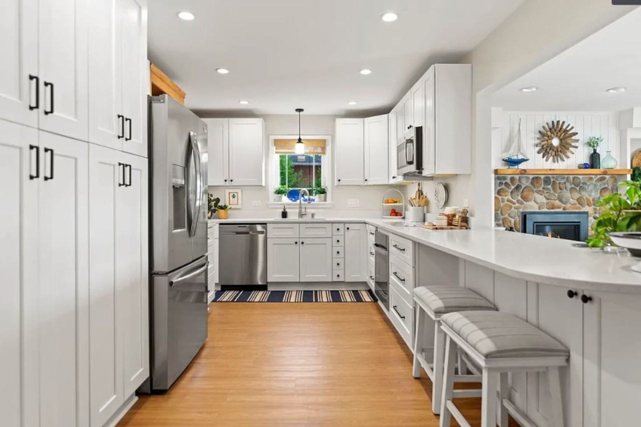 4612 W Lake Shore Dr #1560829P - Photo 4 of 15