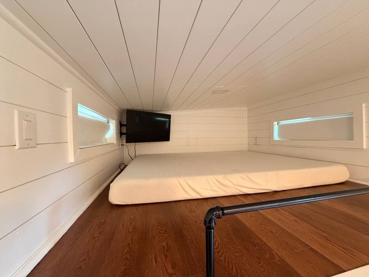 2979 Edge Rd #1563236P - Photo 2 of 9