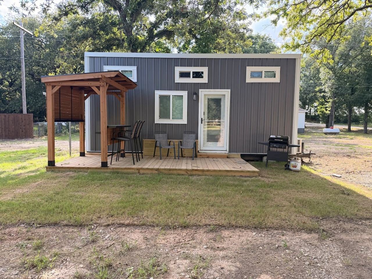 2979 Edge Rd #1563236P - Photo 3 of 9
