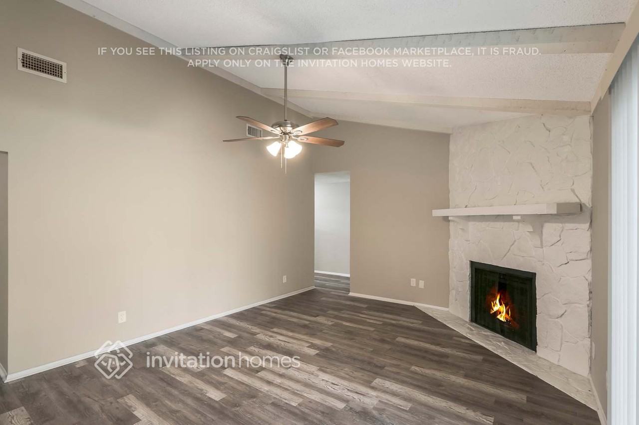 933 Hillrise Dr - Photo 5 of 25