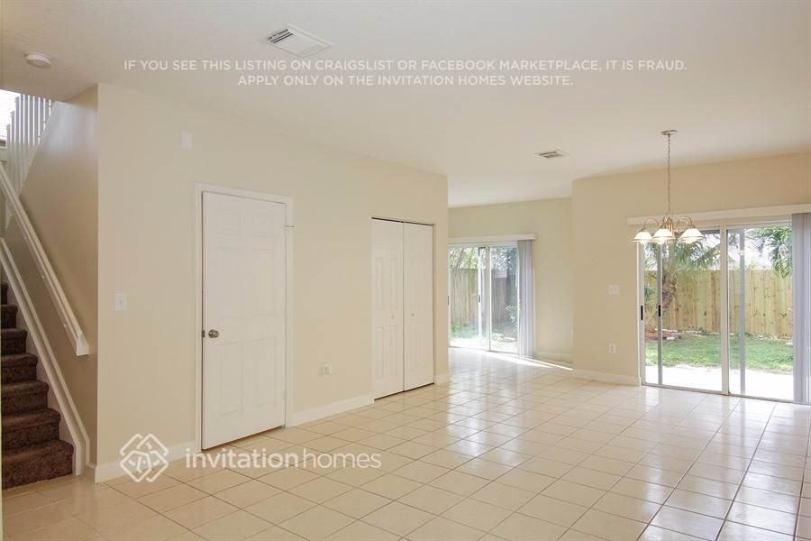 2538 Ne 41st Ave - Photo 4 of 16