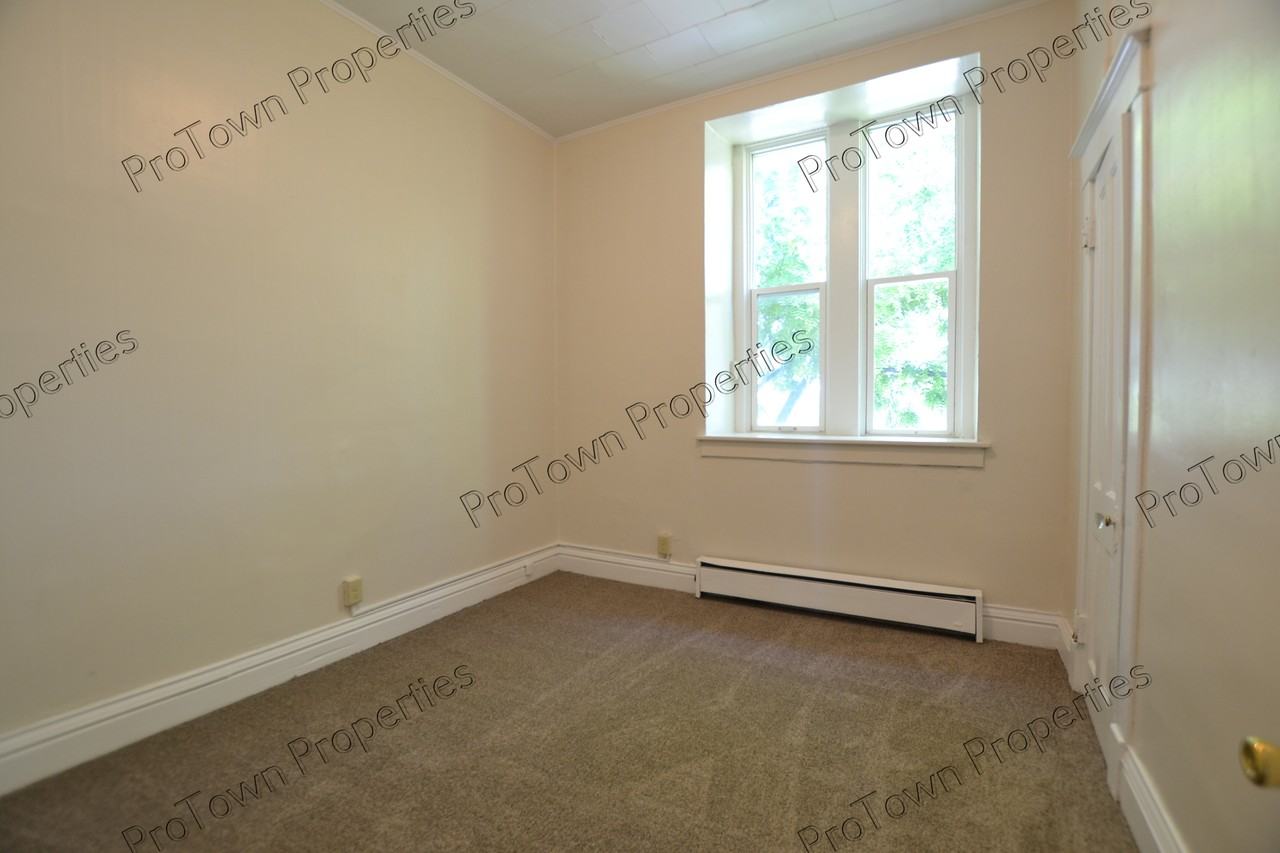 201 North Broadway Street #3 - Photo 7 of 7