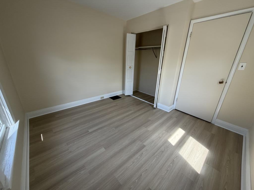 754 State St - Photo 6 of 10