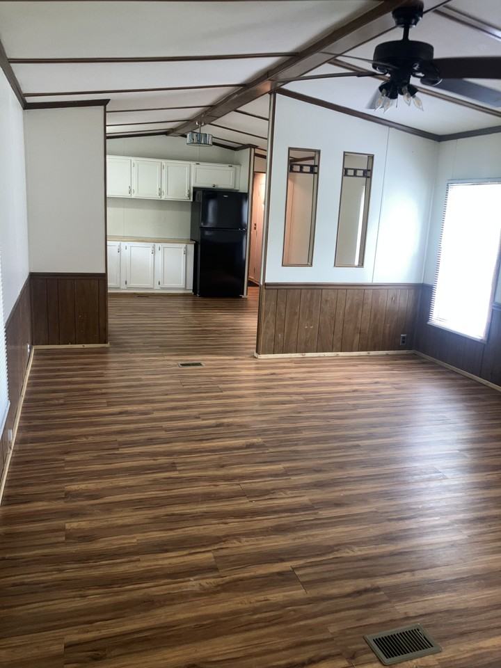 404 Sassafras Court - Photo 3 of 14