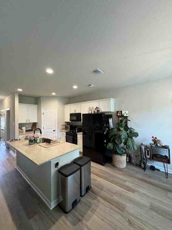 14357 Southern Magnolia Ave - Photo 5 of 13