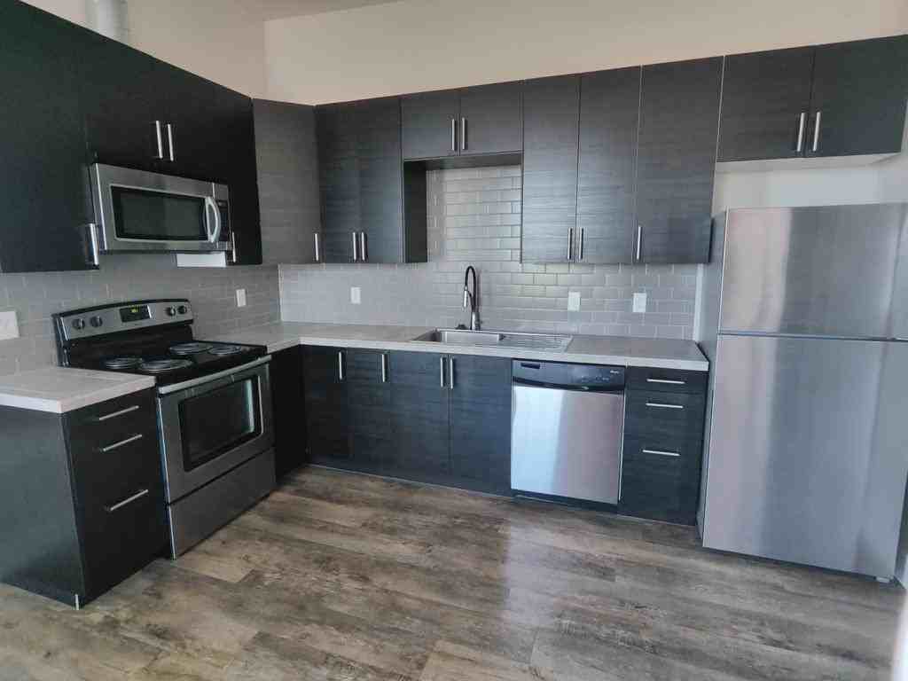 31 Cowlitz St - Photo 3 of 11