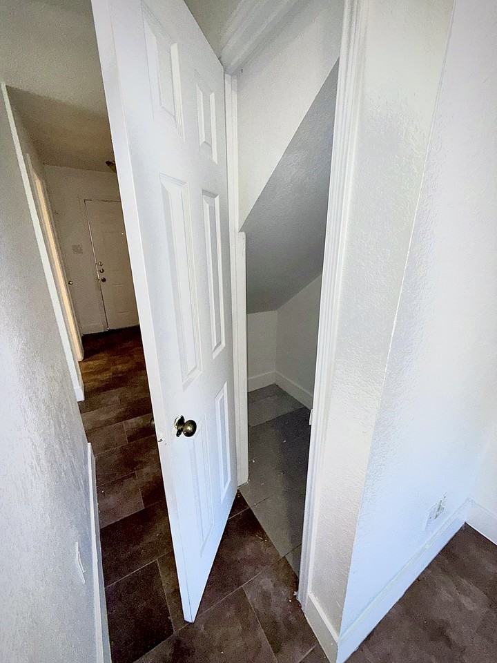 4626 San Jacinto Street #D - Photo 5 of 31