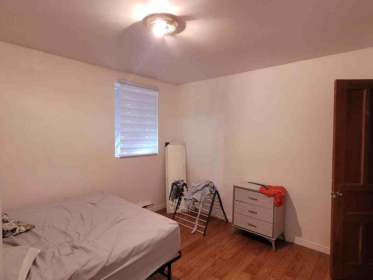 905 Rue de Courcelette - Photo 4 of 9