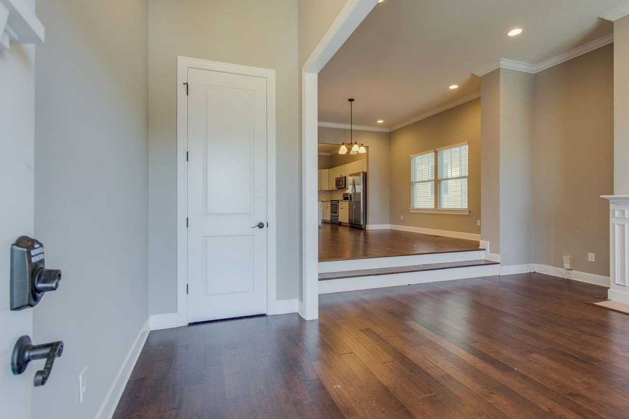 4516 Michigan Ave - Photo 6 of 28