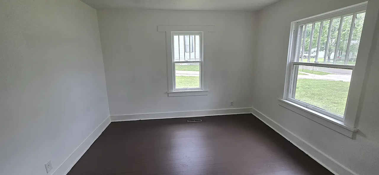 2062 N Albertha Ave - Photo 3 of 10