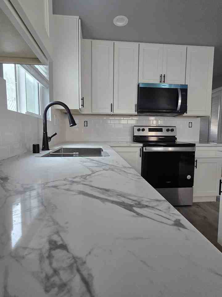 7824 Brighton Avenue - Photo 4 of 17