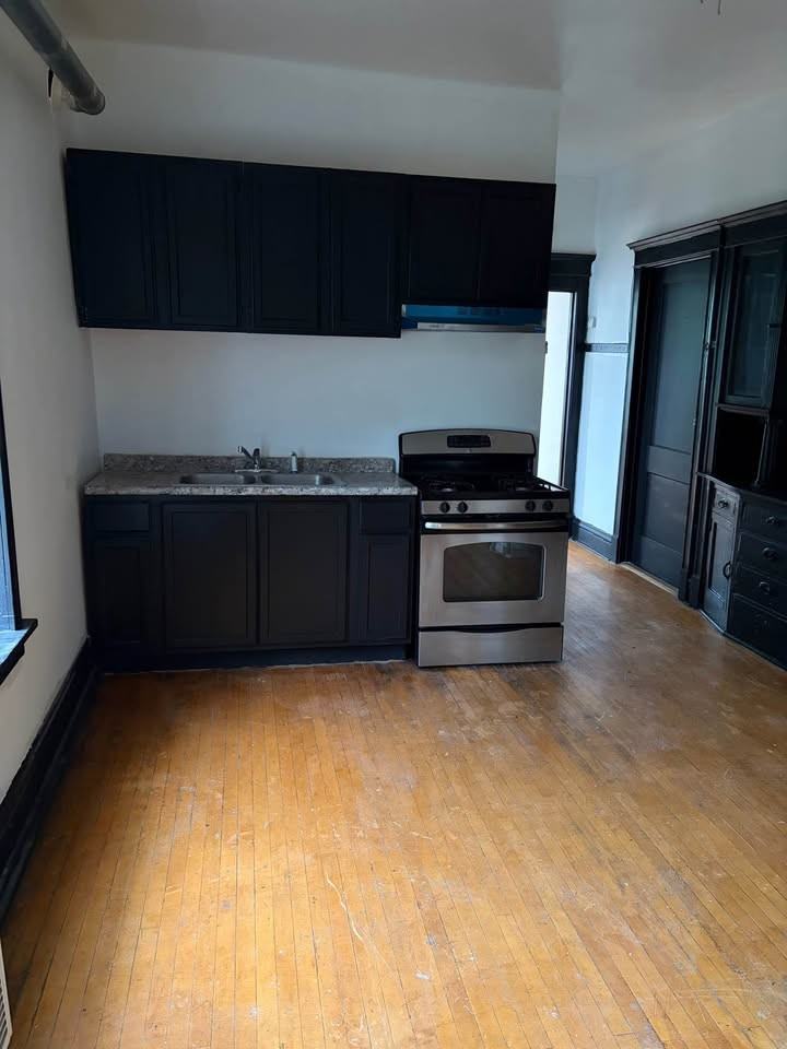 7257 South Marshfield Avenue #2 - Photo 6 of 9
