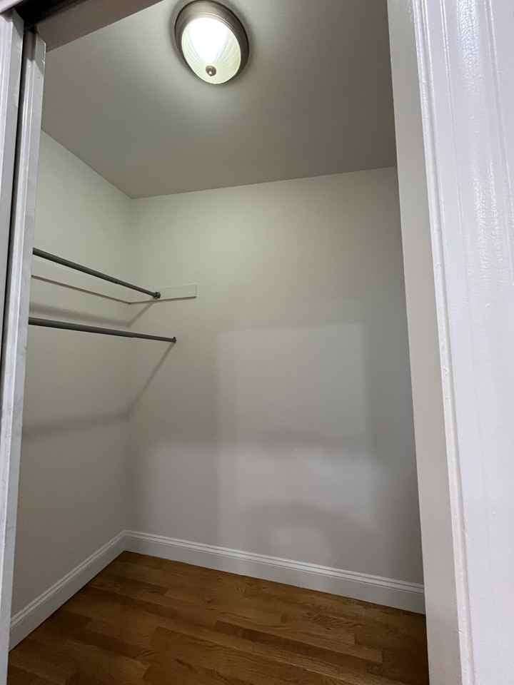 2038 Dorchester Ave #1 - Photo 6 of 23