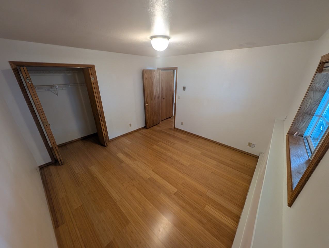 106 Spruce Ct #D1 - Photo 5 of 13
