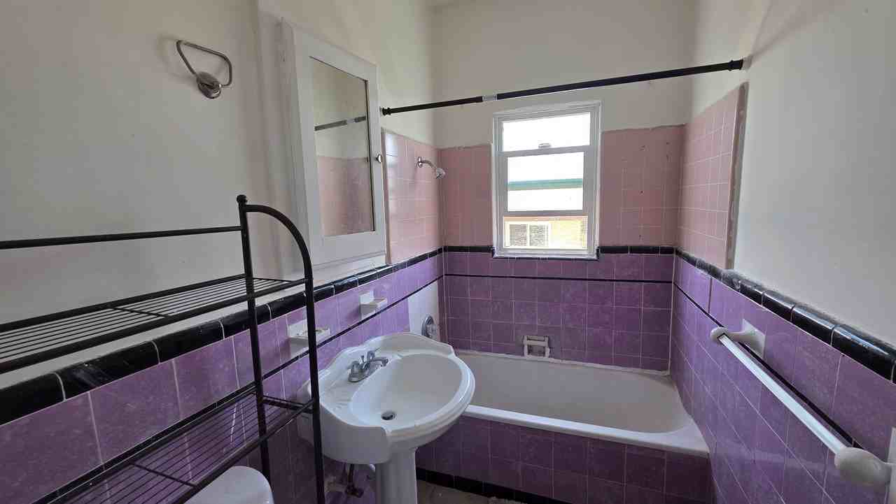 5723 Huntington Dr N #14 - Photo 7 of 8