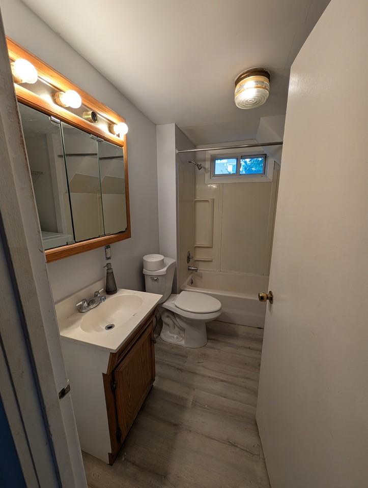 58 Temple St #2 - Photo 5 of 5