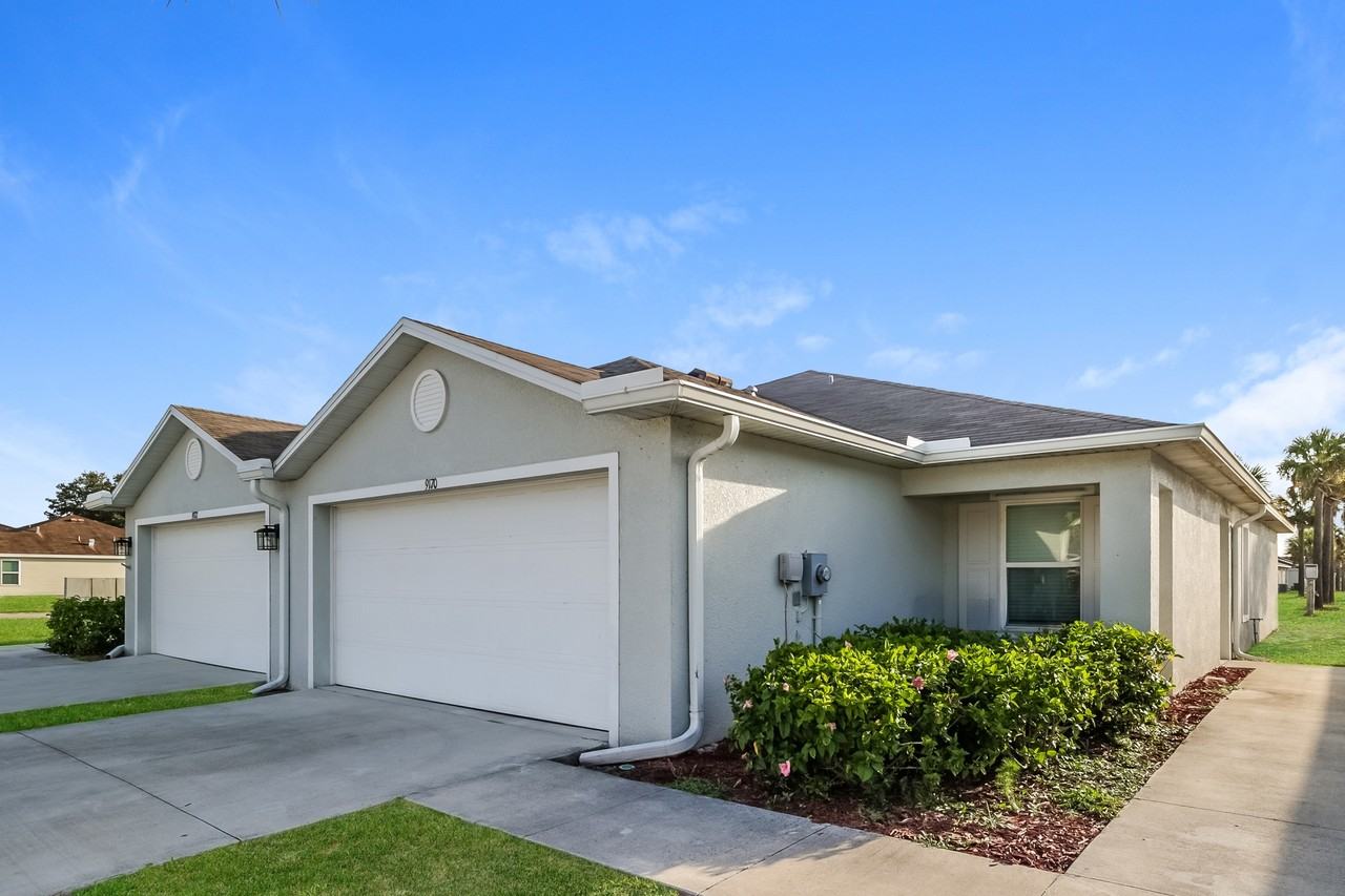9170 Aegean Cir - Photo 2 of 16