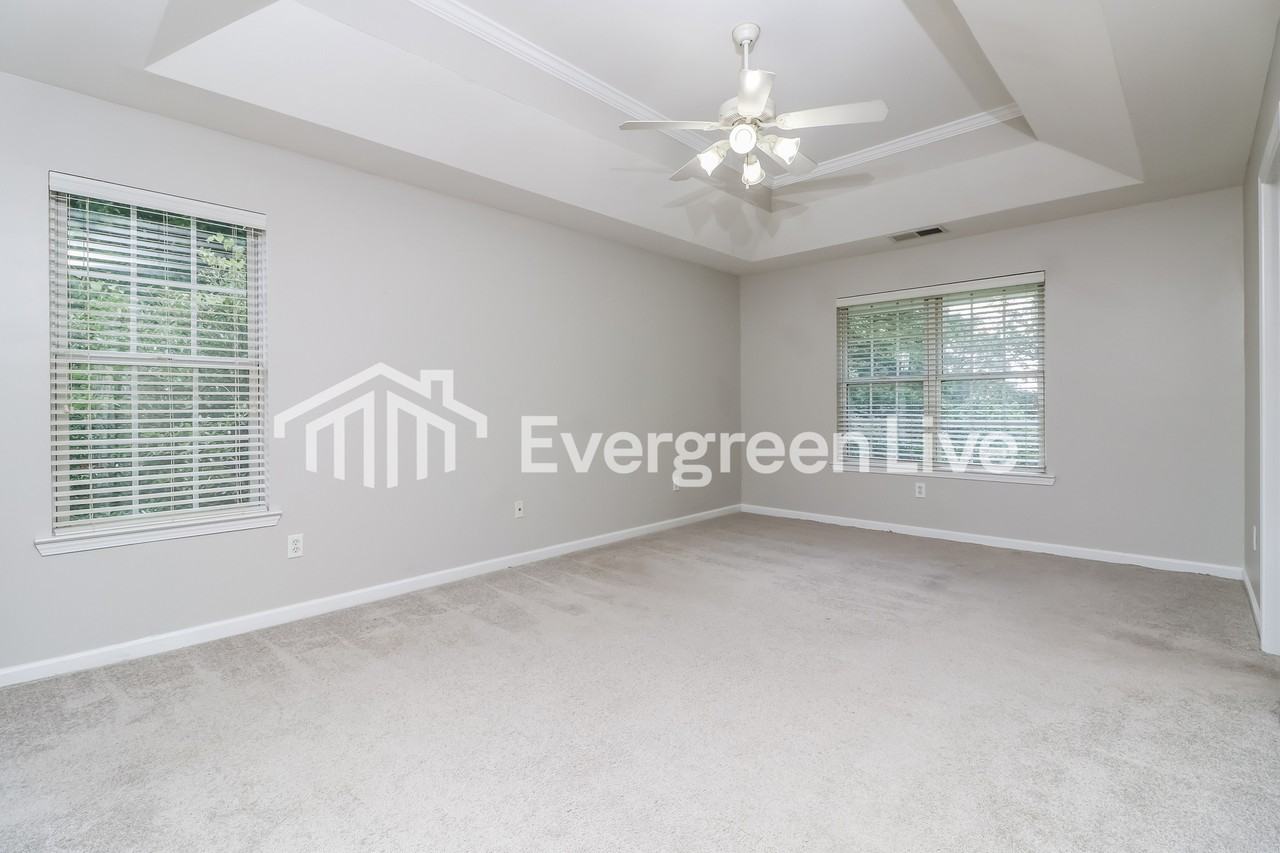 209 Devynwood Ct - Photo 6 of 10