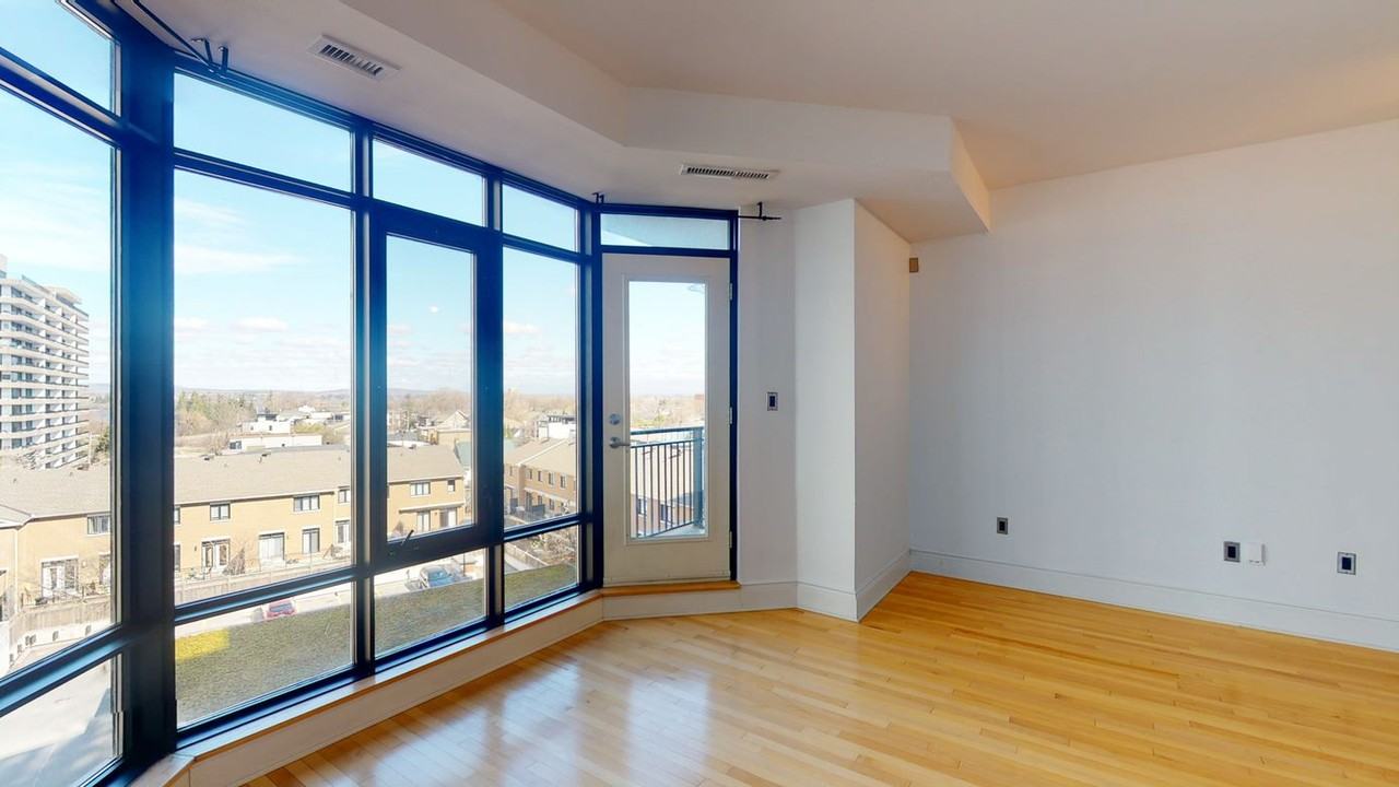 509-420 Berkley - Photo 4 of 10
