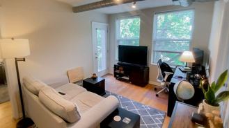 2520 W Leland Ave - Photo 1 of 1