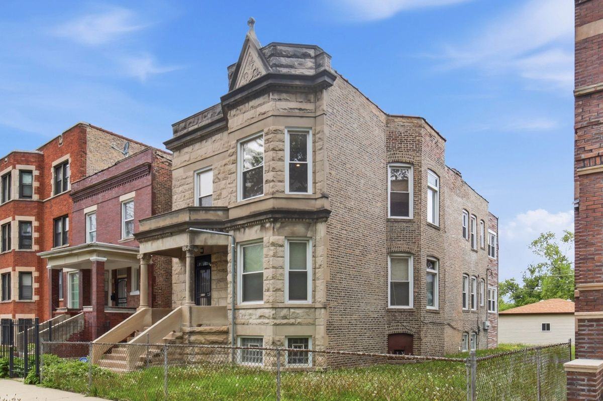1448 E 69th Pl - Photo 2 of 17