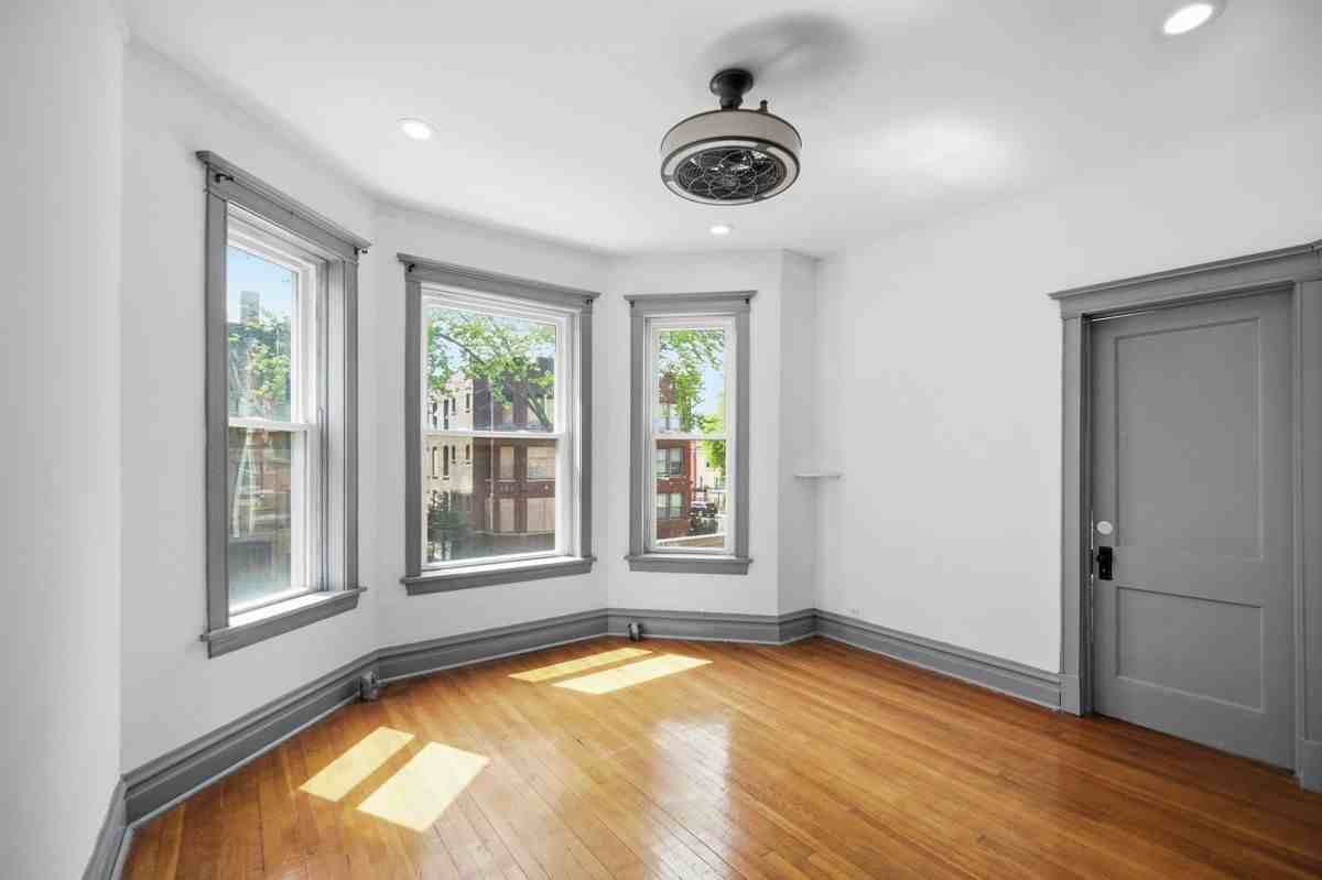 1448 E 69th Pl - Photo 7 of 17