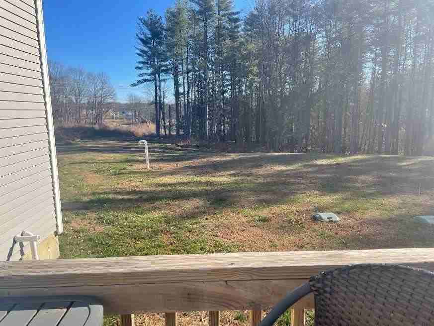 28 Campbell Dr ##B - Photo 2 of 12