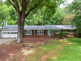 featured image of 1110 Grimes Bridge Rd