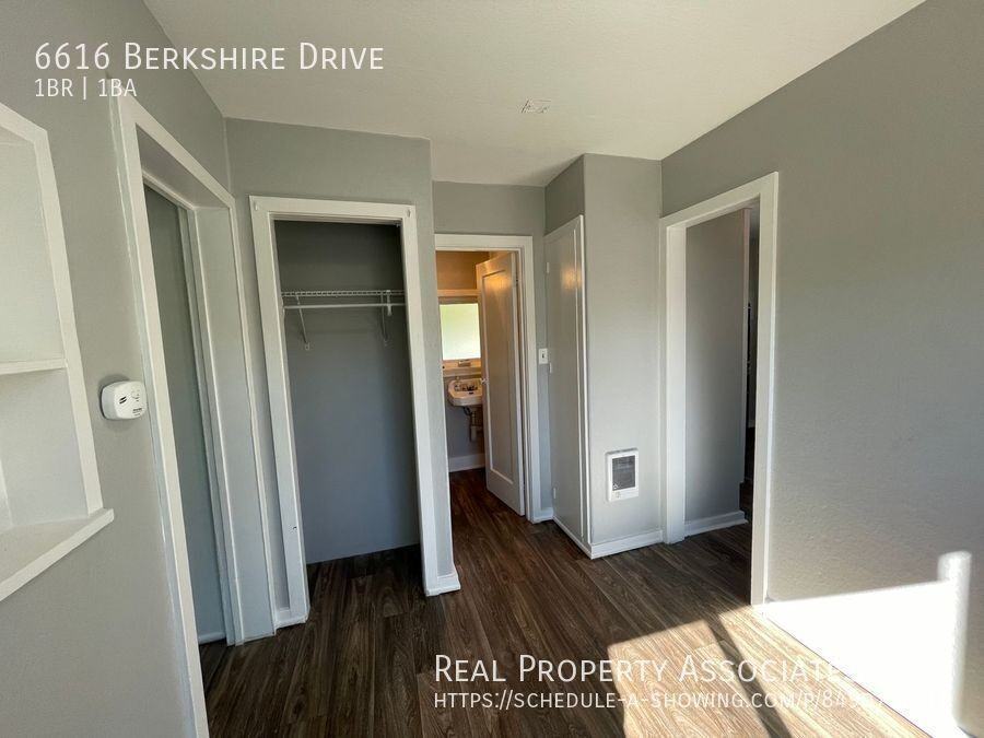 6616 Berkshire Dr - Photo 6 of 14