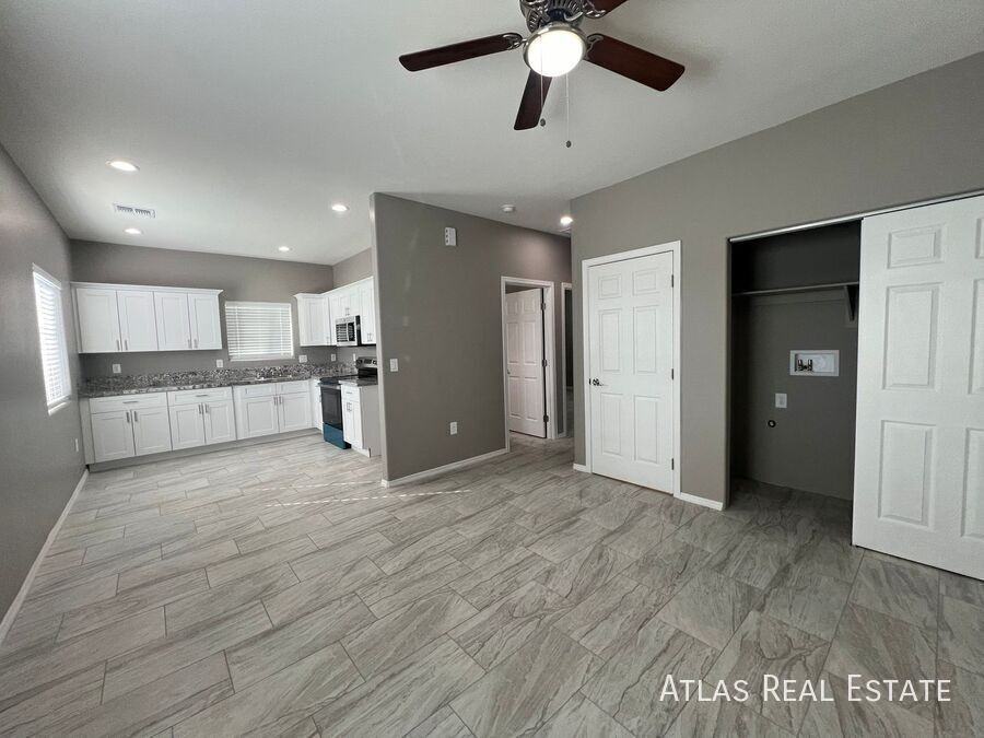 61 W Lester St - Photo 4 of 17