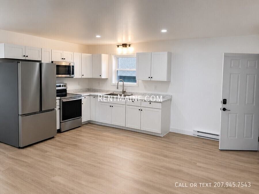 11 Center Street Ave #1 - Photo 4 of 20