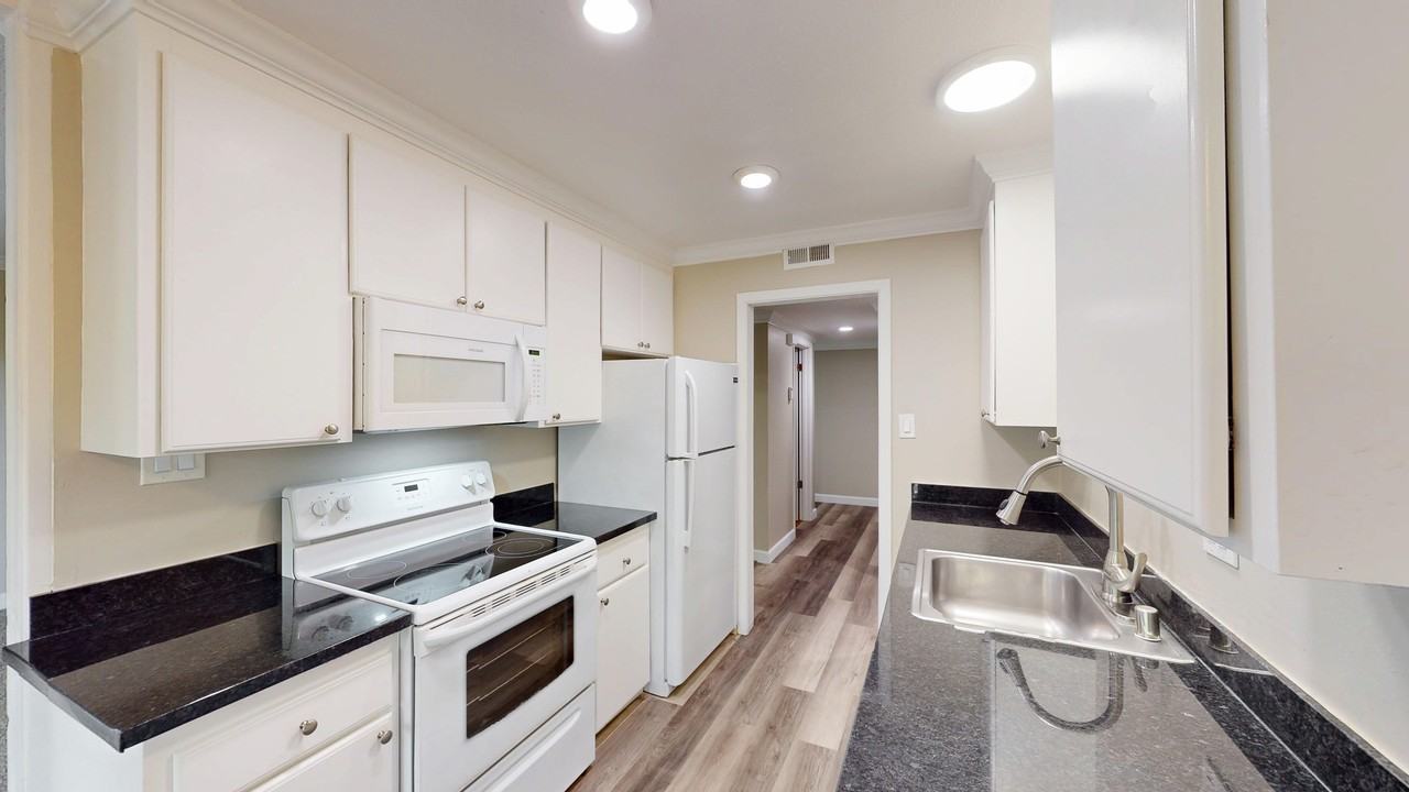 823 Las Gallinas Ave #219 - Photo 6 of 14