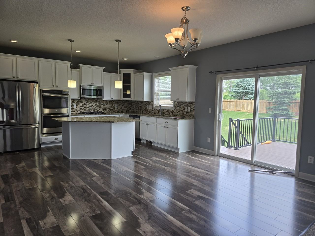 16574 Elm Creek Ct - Photo 2 of 32