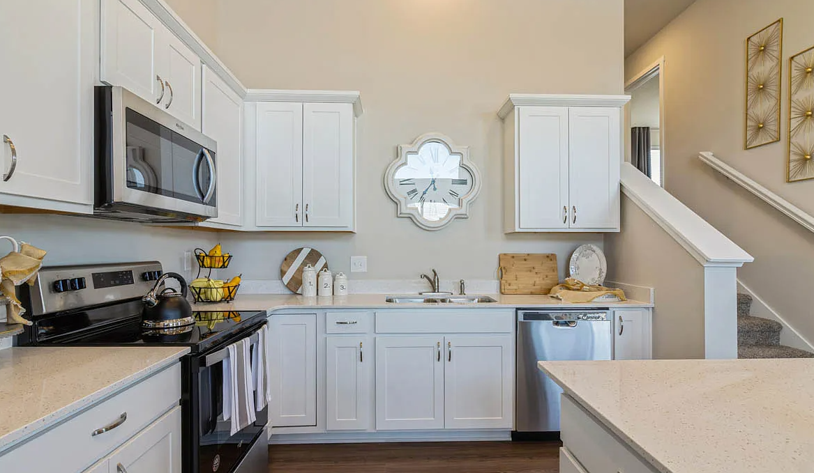 381 Ne Mink Dr #1 - Photo 6 of 9