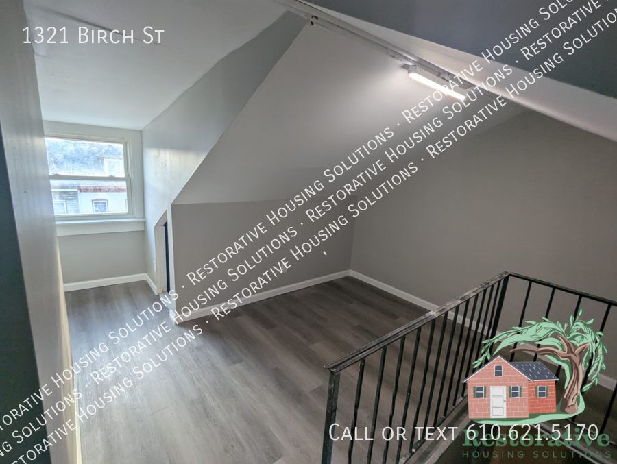 1321 Birch St - Photo 5 of 13