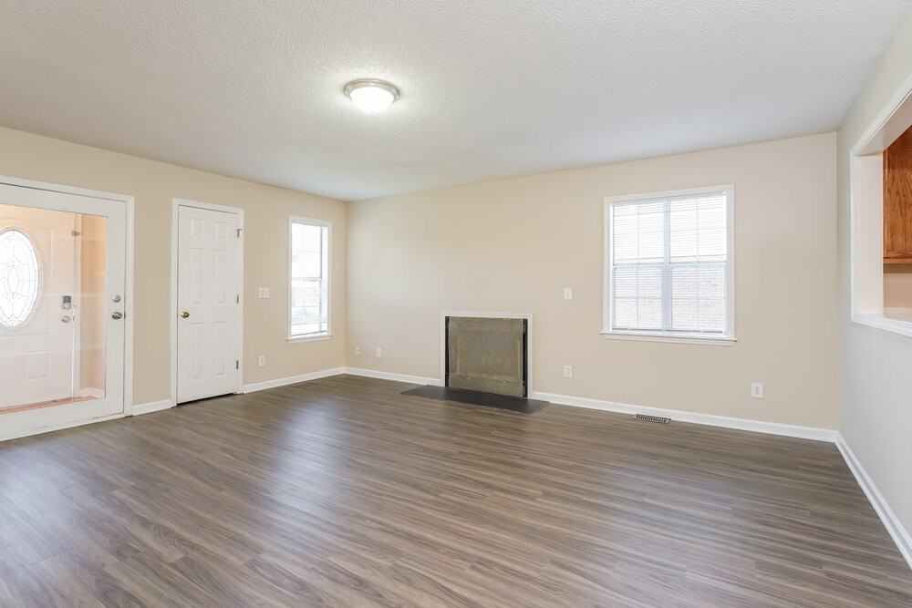 2110 Arden Pl - Photo 5 of 17