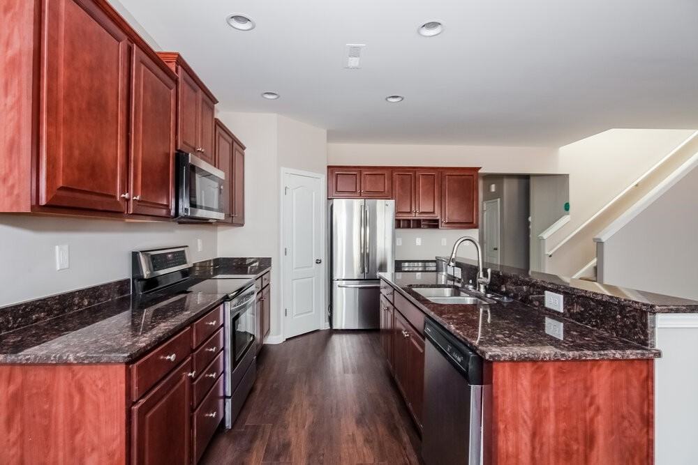 7520 Spring Spruce Ln - Photo 6 of 17