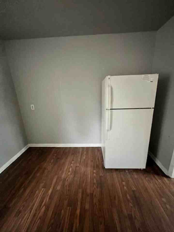 Mill Gardens Apts - Photo 6 of 23