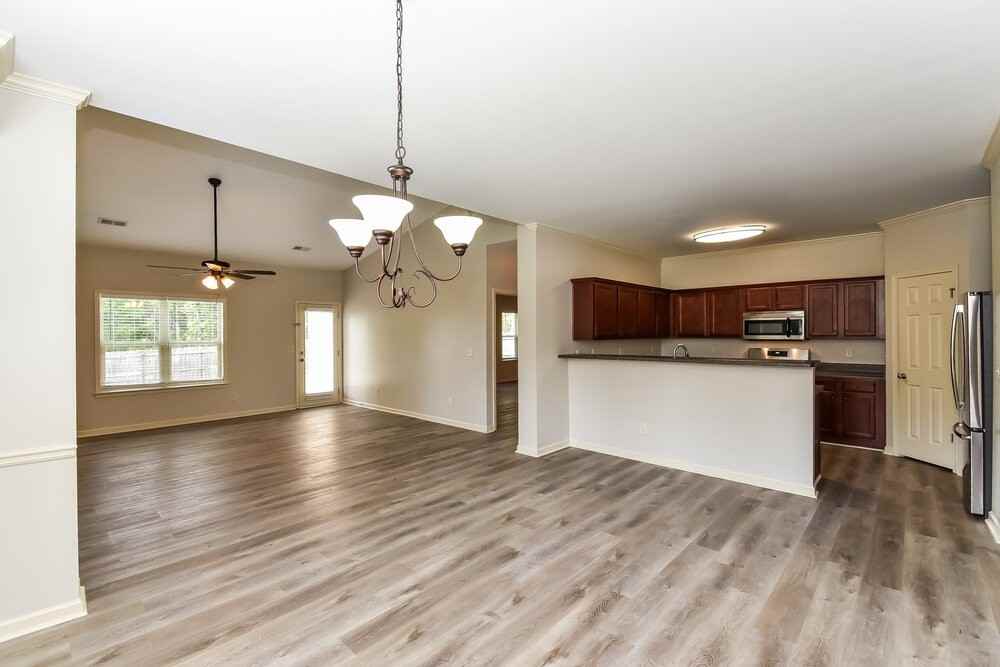 1000 Cureton Dr - Photo 7 of 17