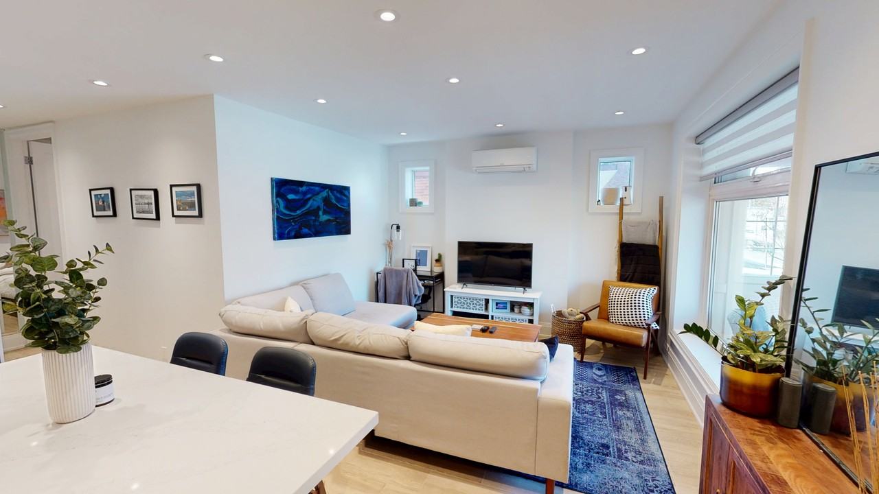 49 Dewson St - Photo 7 of 17