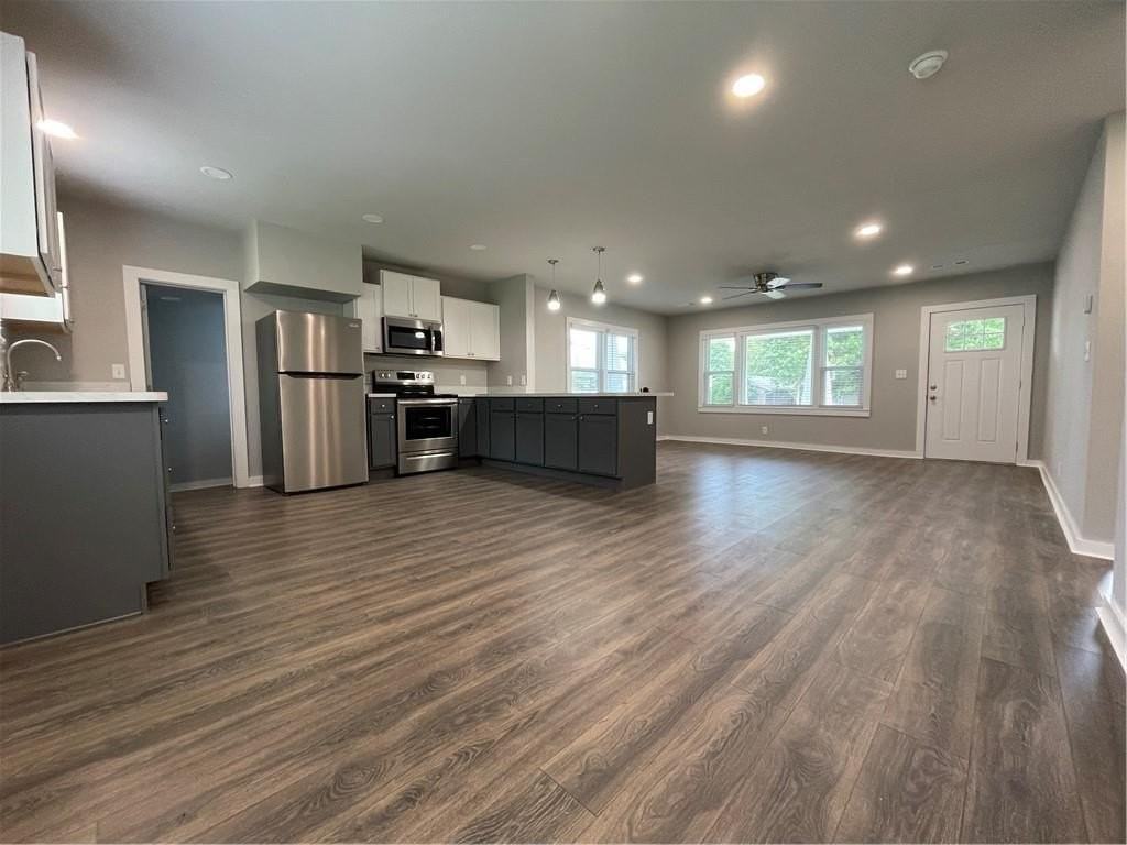 1791 N Garland Ave - Photo 3 of 10