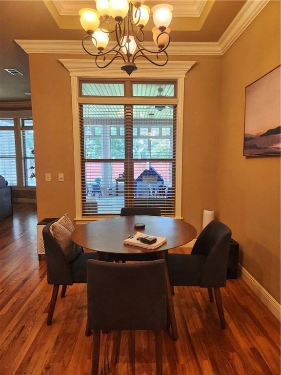 1705 Sw Hayfield Ave - Photo 5 of 50